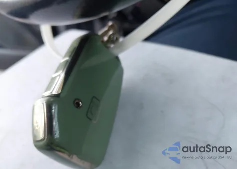 2022 Kia K5 Gt-Line z USA, uszkodzony, nr VIN 5XXG64J21NG136454